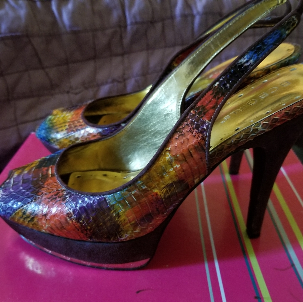 Bcbg caitlyn heels